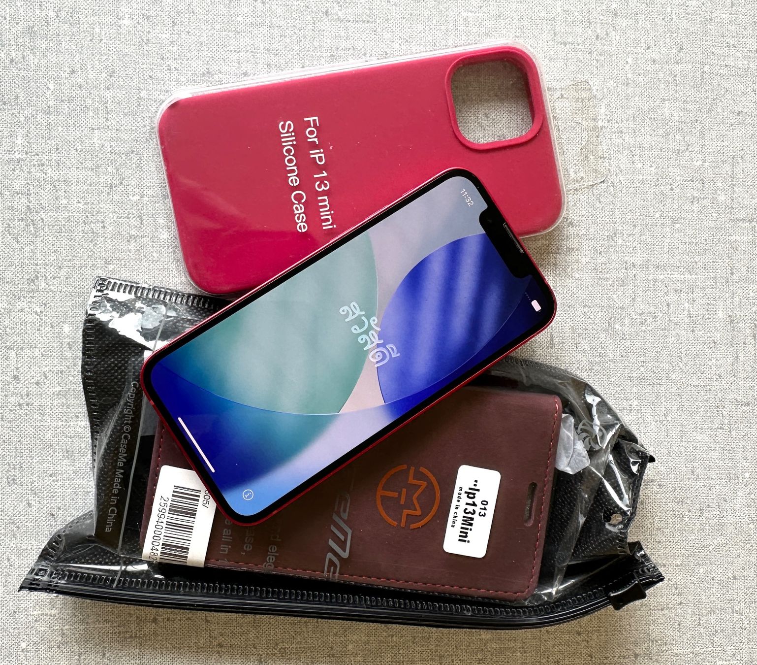 Apple Handys / Smartphones: IPhone 13 mini, Rot, 128 GB – Gebraucht aus Bäretswil von jc555