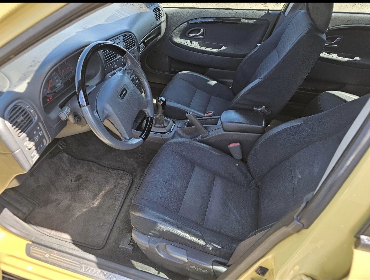 Volvo Automobili: Volvo v40 – Usato da S. Antonino venduto da hel_5s8j 4