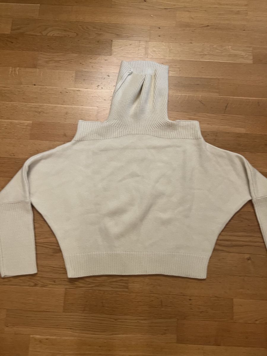 Pullover & Sweatshirts: Schicker Damen Rollkragenpullover Gr.S – Neu (gemäss Beschreibung) aus Bettlach von Tradenet100