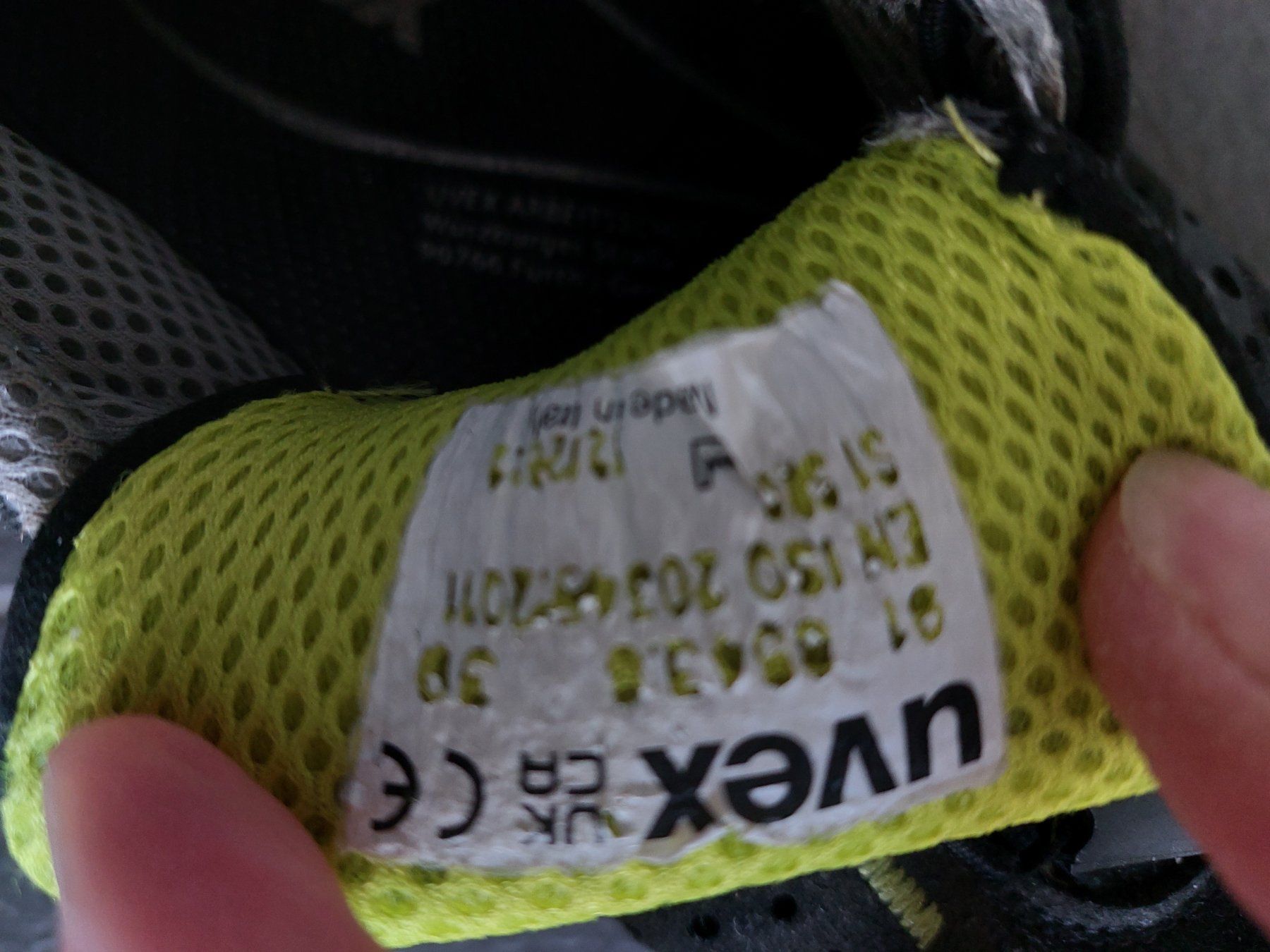 UYN Scarpe da uomo: Stahlkappenschuhe Gr39 – Usato da Wittenbach venduto da Spierings 2