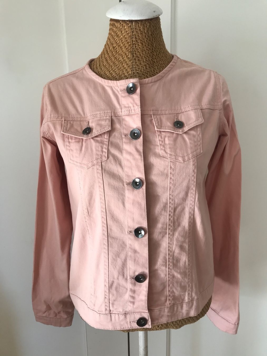 Jacken: Jeans Jacke rosa m/l – Gebraucht aus Baden von jdif
