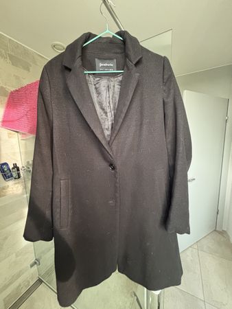 Damen Mantel Stradivarius schwarz Grösse M gebraucht