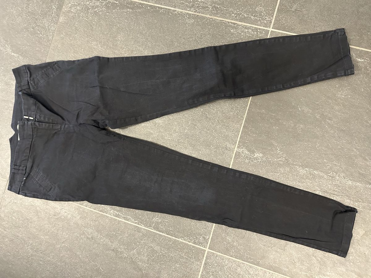 Promod Pantalons: Pantalon noir Promod – D'occasion à Bôle par sev_n85b