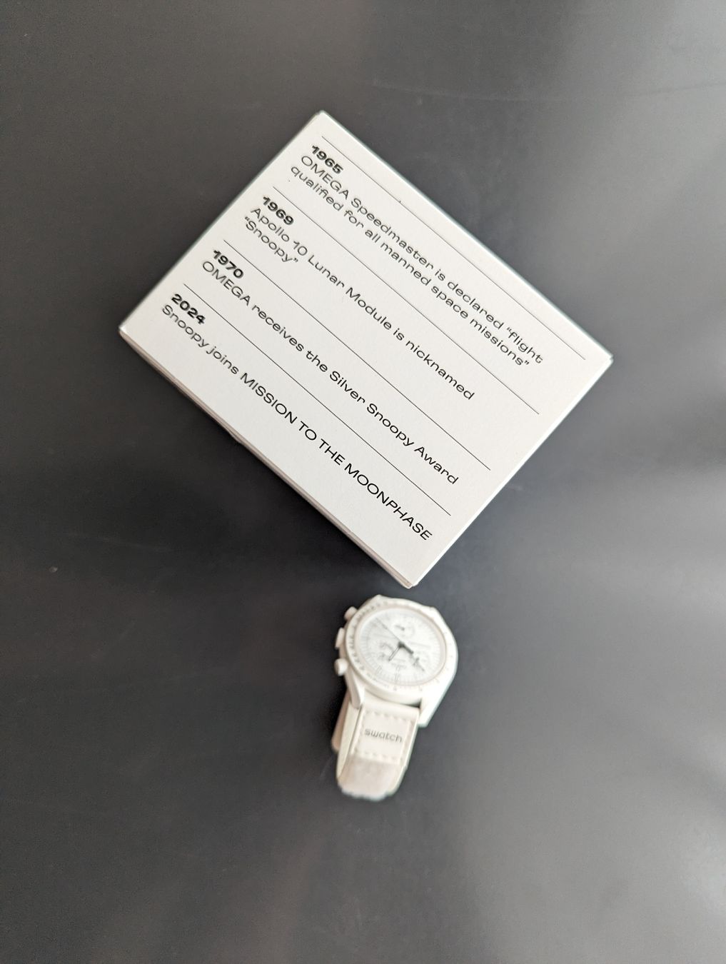 Swatch Orologi: MISSION TO THE MOONPHASE - Snoopy Moonswatch – Usato da Luzern venduto da philipruth 4