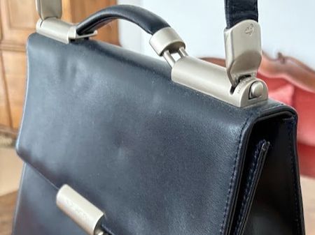 Mandarina Duck, Handtasche Damen Leder schwarz