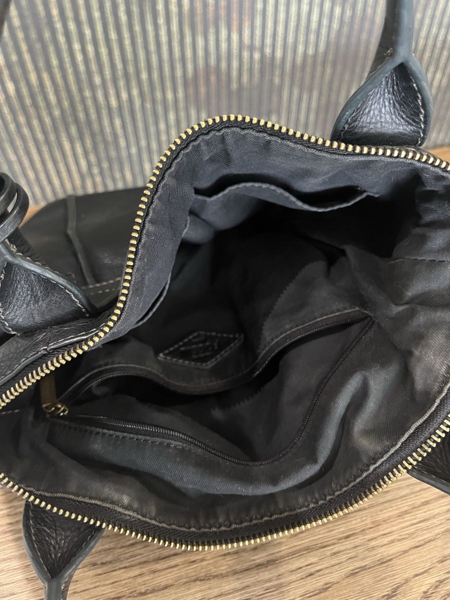 Fossil Borse da donna: Sac à main Fossil noir en cuir – Usato da Chezard-St-Martin venduto da samateka 4
