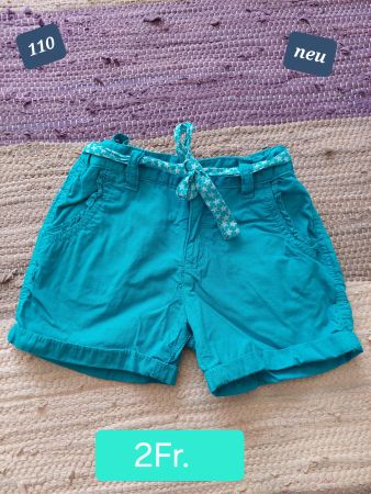 Neue Shorts Gr. 110 türkis kurze Hose Sommer