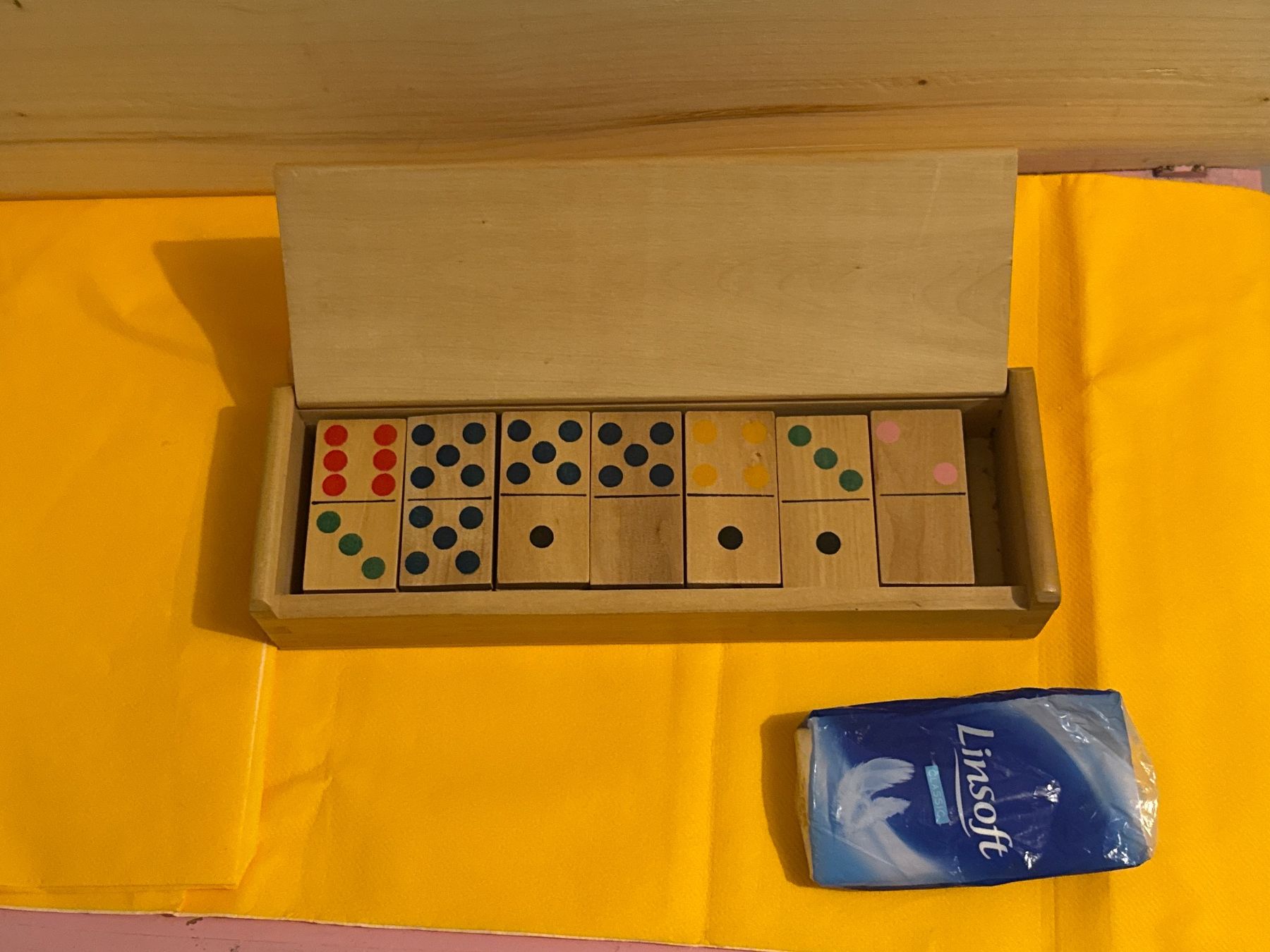 Spiele: Domino aus Holz – Gebraucht aus Thun von Atelier 1