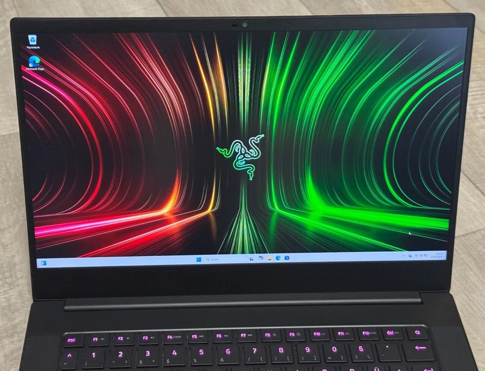 Razer Notebooks: Razer Blade 14 AMD 6900 HX/RTX 3070ti OVP Top Zustand!! – Gebraucht aus Neerach von mur_dwg9 2