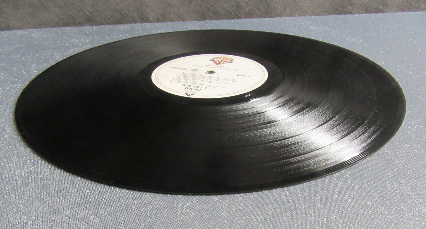 Dischi in vinile: a-ha - Scoundrel Days - Lp ab CHF 6.00 – Usato da Auenstein venduto da Padabimbim 4