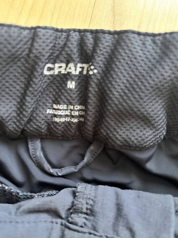 Craft Pantaloni: Damen Bikeshorts Gr. M von Craft – Usato da Rotkreuz venduto da Bonito77 1