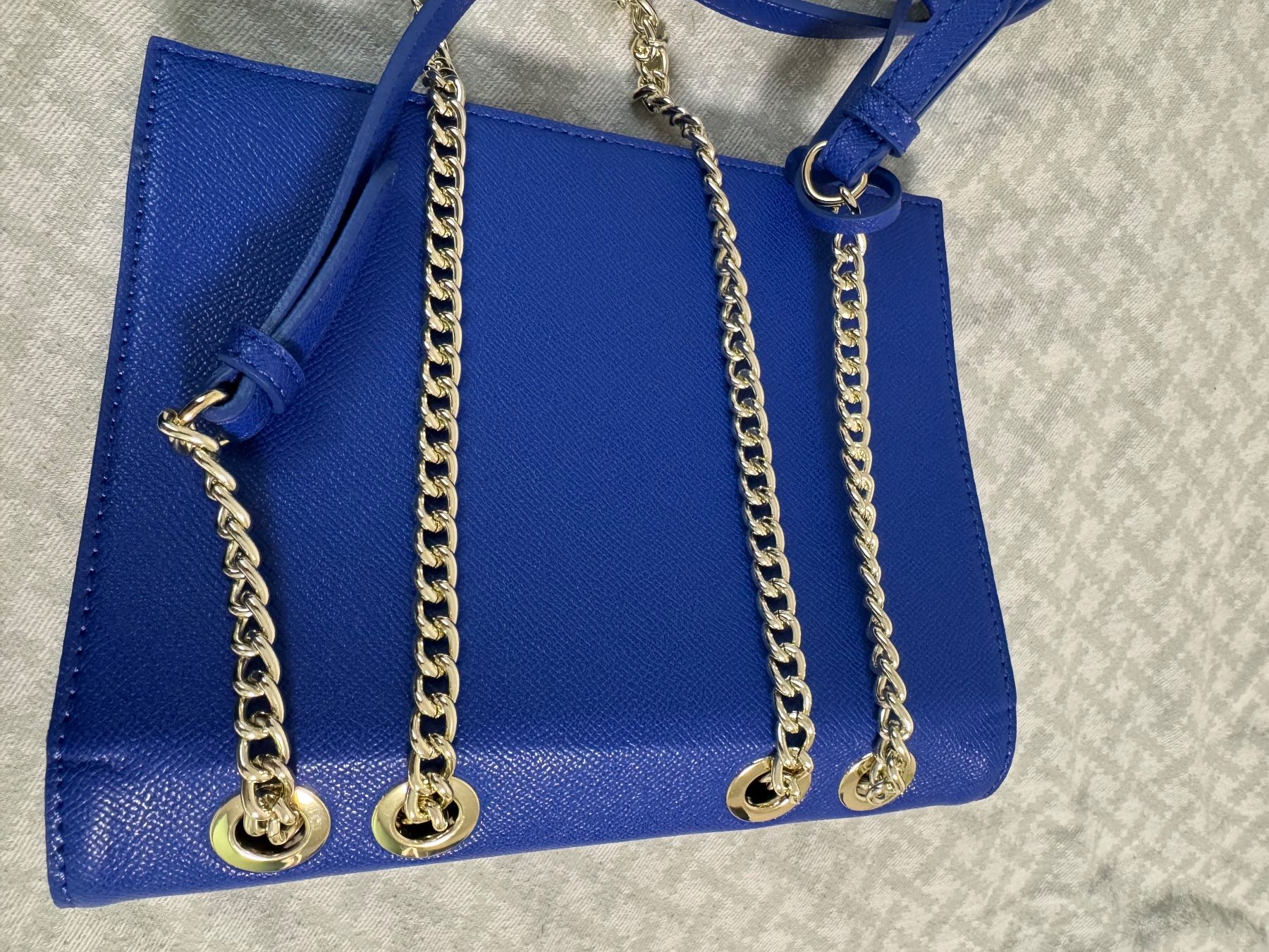 Guess Borse da donna: Guess Handtasche, neuwertig, blau – Nuovo (secondo la descrizione) da Küsnacht ZH venduto da IrischkaB 5