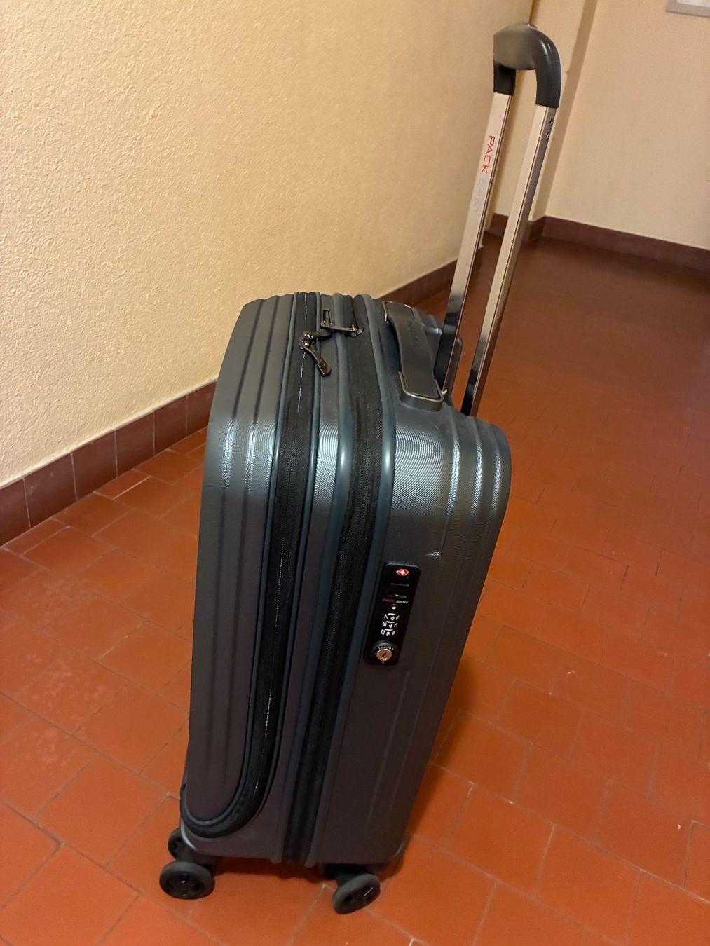 Altro in Aeronautica: KABINENTROLLY von PACK EASY, Modell: Genius 43 l – Nuovo (secondo la descrizione) da Bettlach venduto da Brissoni 2