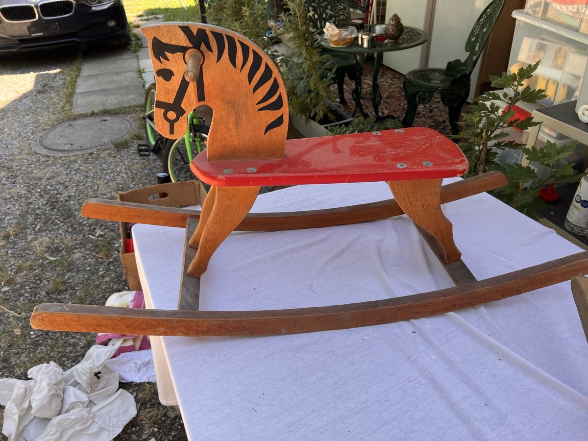 Spielzeuge: Schaukelpferd Holz 2 Stk. (85) – Gebraucht aus Glattfelden von maa_qcj8 3