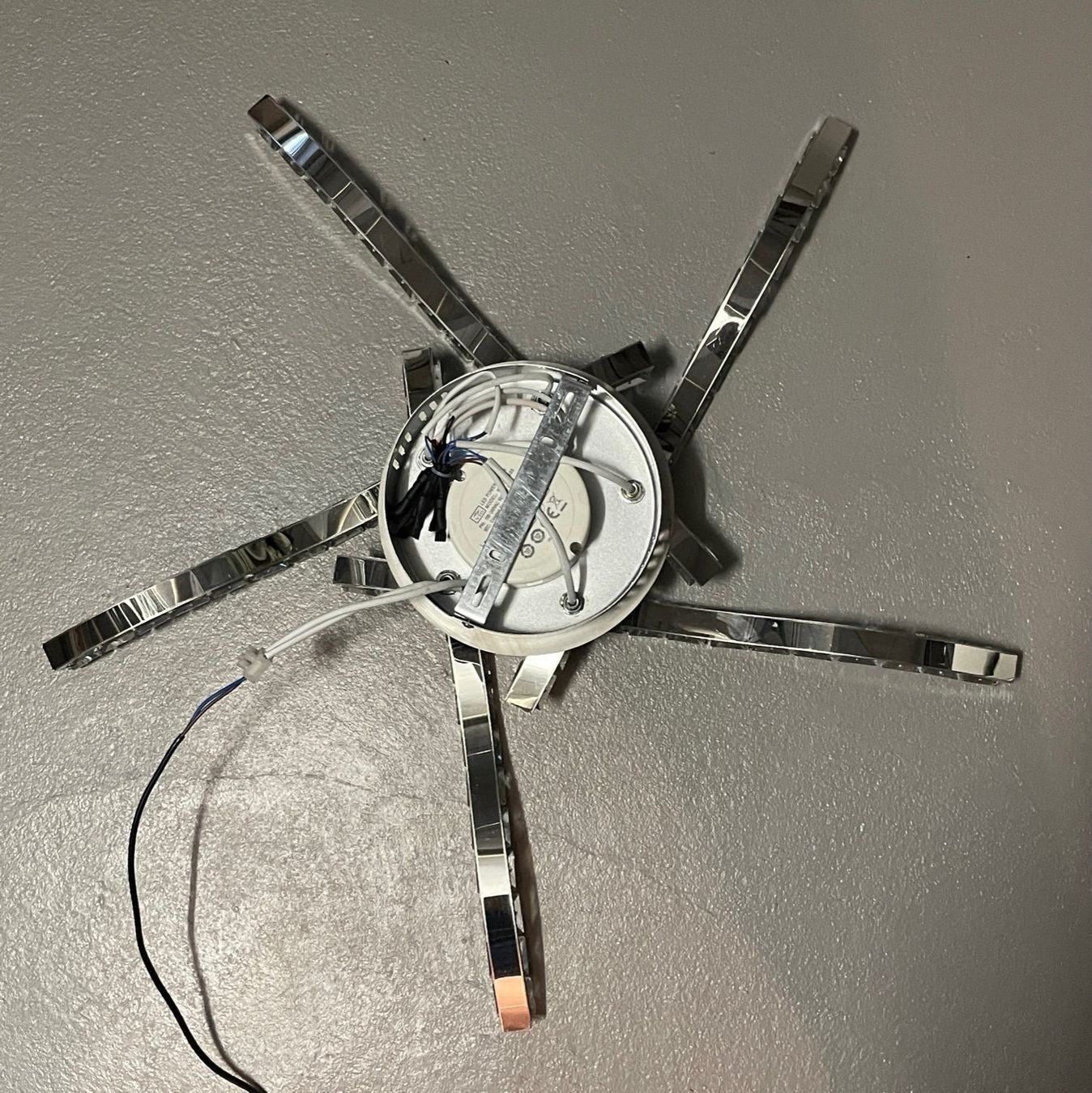 Eglo Lampadari & plafoniere: NEUE SCHÖNE 50 cm  GROSSE LED LAMPE. – Nuovo (secondo la descrizione) da wolfhalden venduto da 46464646 1