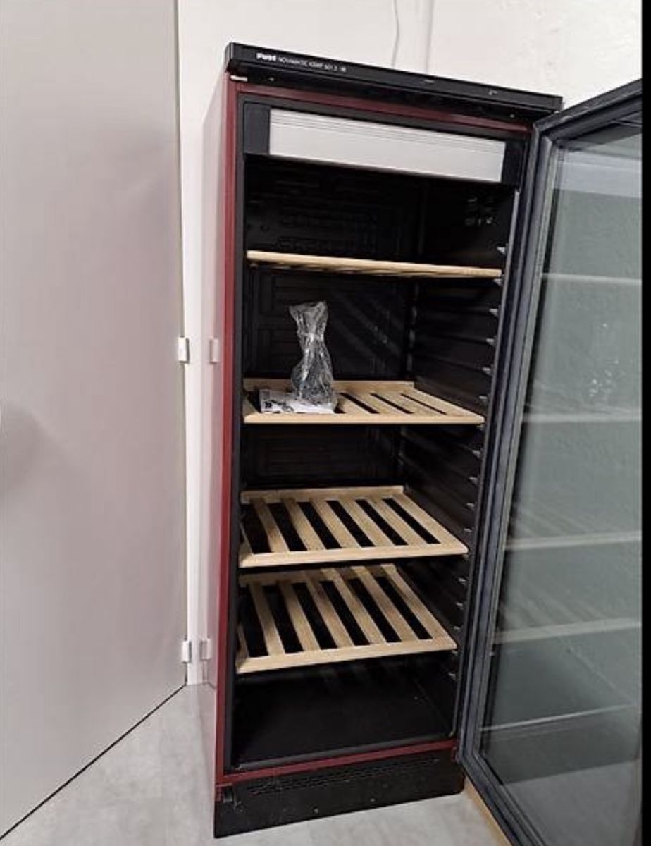 Réfrigérateurs: Weinkühlschrank  – D'occasion à Künten par tot_bw26 1