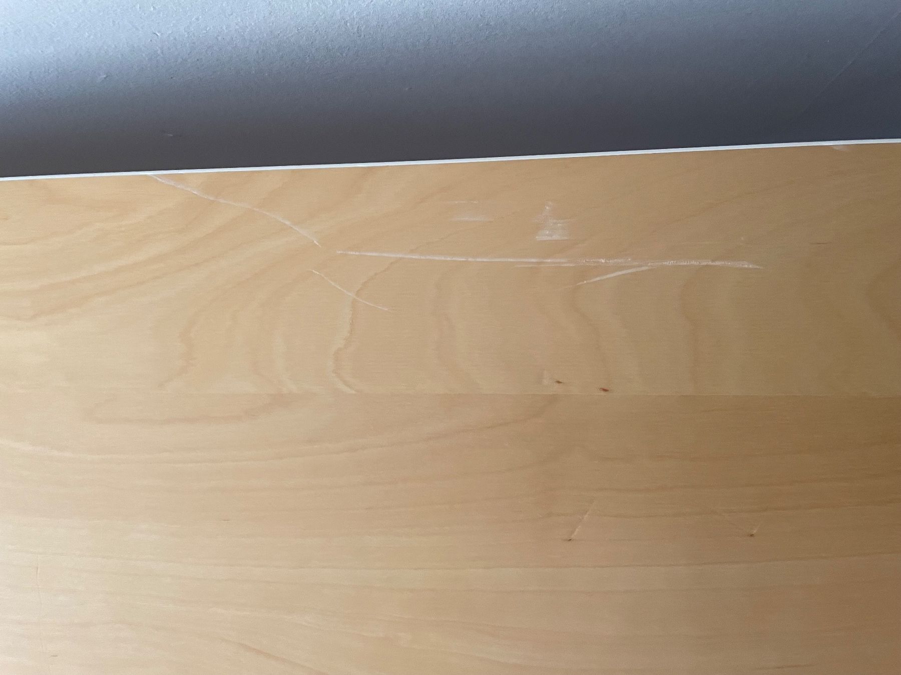 Ikea Scrivanie: Schreibtisch/Bureau Ikea Bekant – Usato da Bern venduto da jjojjo_77 3