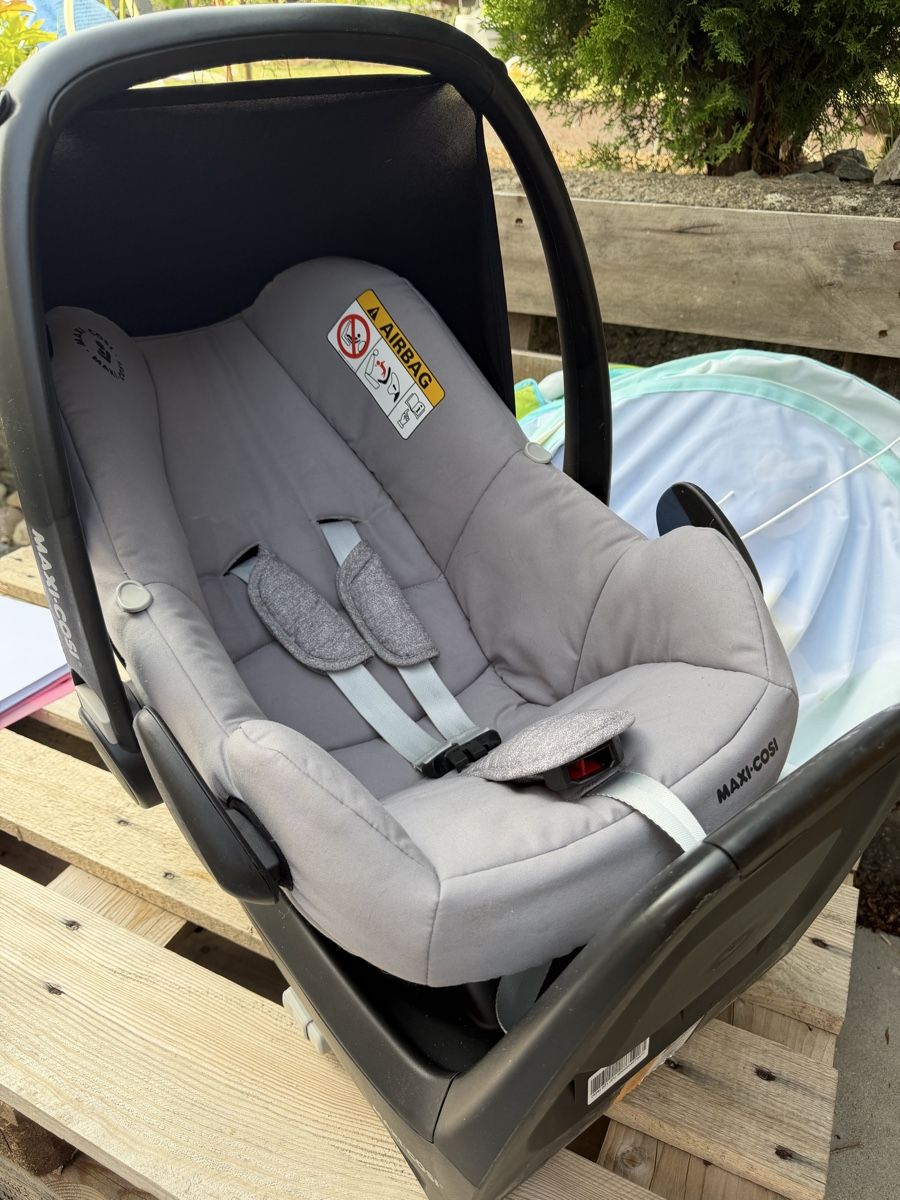 Maxi-Cosi Auto-Kindersitze: MaxiCosi Babyschale – Gebraucht aus Schaffhausen von saskia.casorelli
