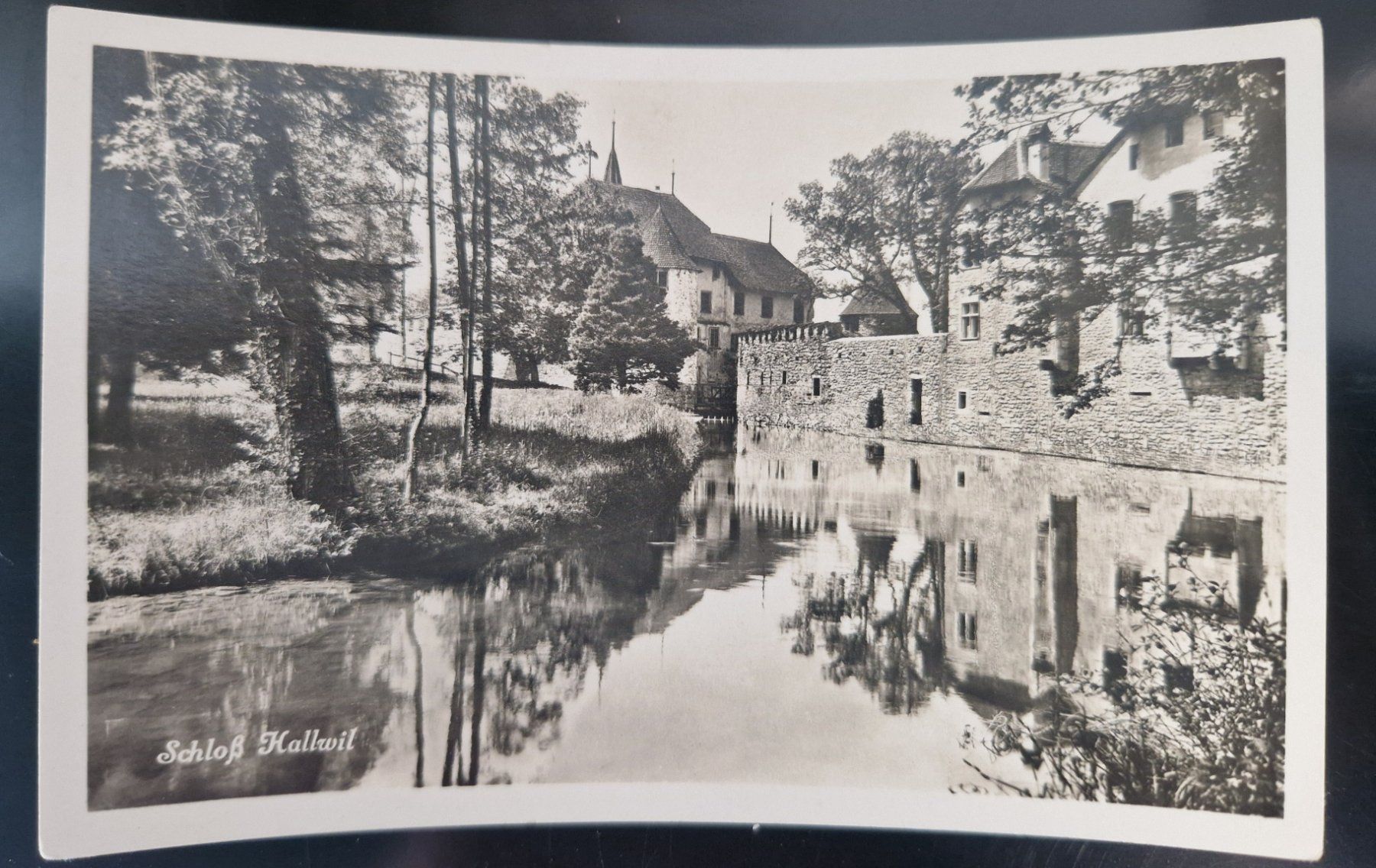 Cartoline postali: Schloss Hallwil Top – Nuovo (secondo la descrizione) da Melchnau venduto da Fishel