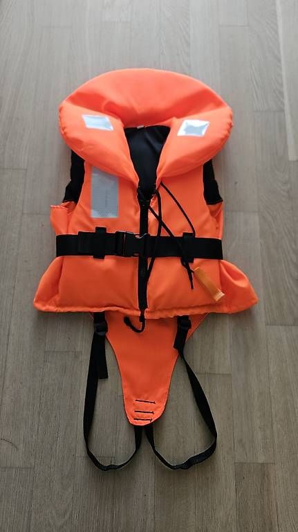 Gilets de sauvetage: Rettungs-/Schwimmweste – D'occasion à Mettmenstetten par nicci4