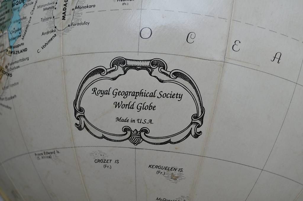 Sonstige Dekorationen & Accessoires: Globe de la Royale Geographical Society – Gebraucht aus Corseaux von titi1802 2