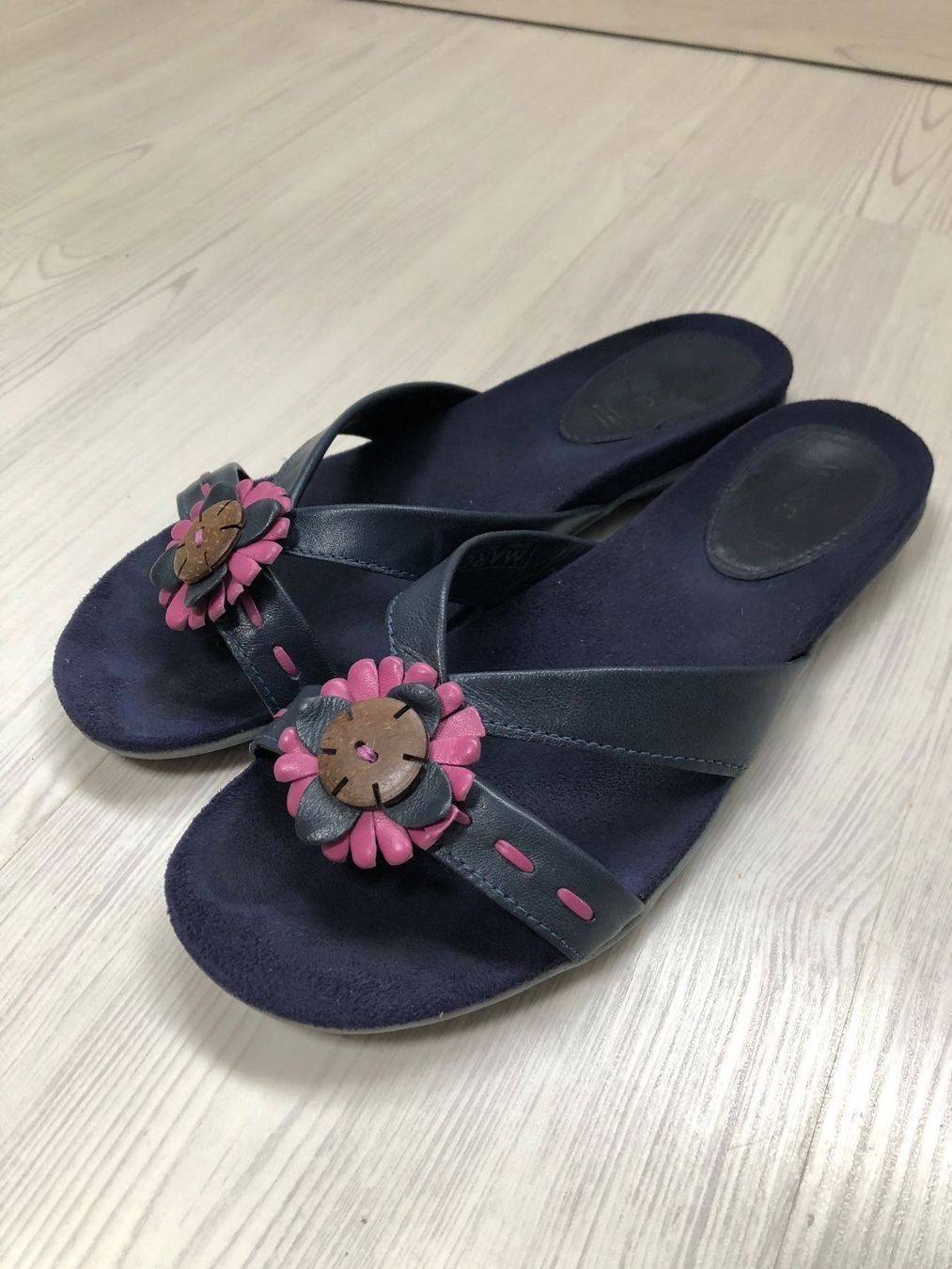 Damenschuhe: Süsse Sandalen von MARC Gr. 39 – Gebraucht aus Estavayer-le-Lac von Mimmy02
