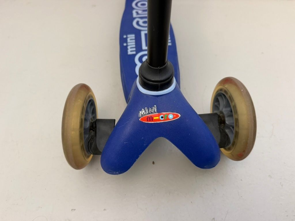 Micro Kickboard: Mini Micro – Usato da Bubendorf venduto da glitchCat 1