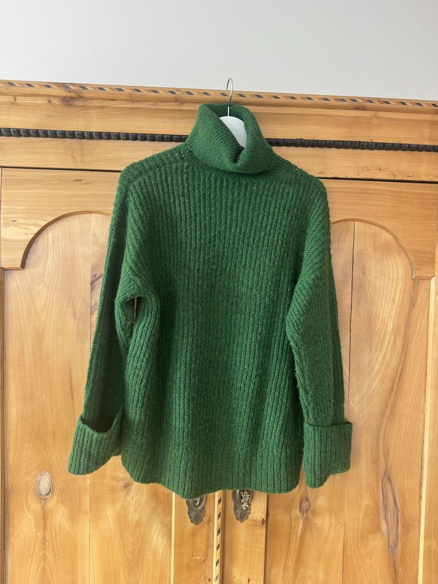 Maglioni & Felpe: Grüner Strickpullover mit Rollkragen  – Usato da St. Gallen venduto da sch_t97h 1