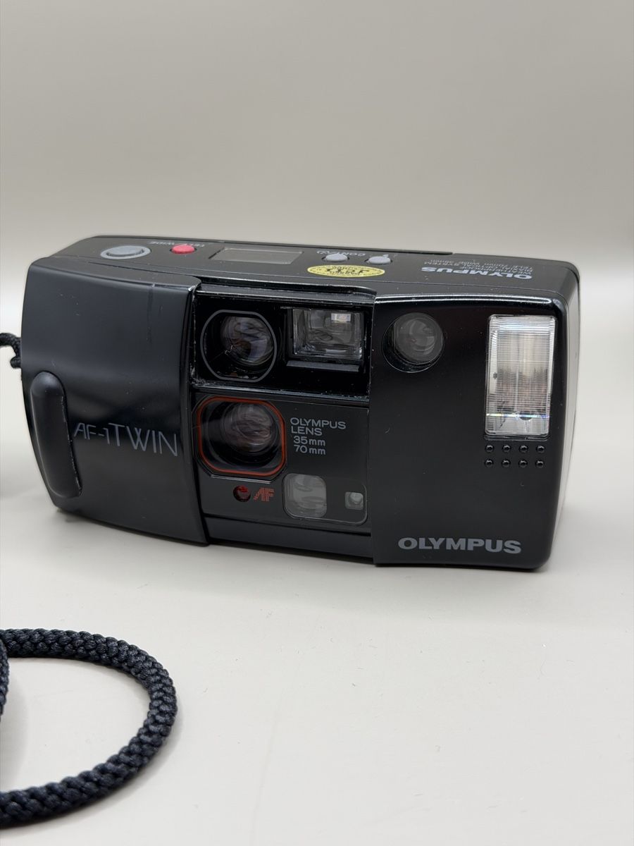 Olympus Fotocamera: Olympus AF-1 Twin Analogkamera – Usato da Bern venduto da RussianDoll 1