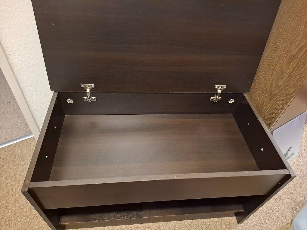 Commodes: Kleine braune Kommode – D'occasion à Fehraltorf par lameduckalex 1