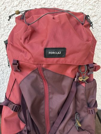 Wanderrucksack mit Rucksackschutz 50L