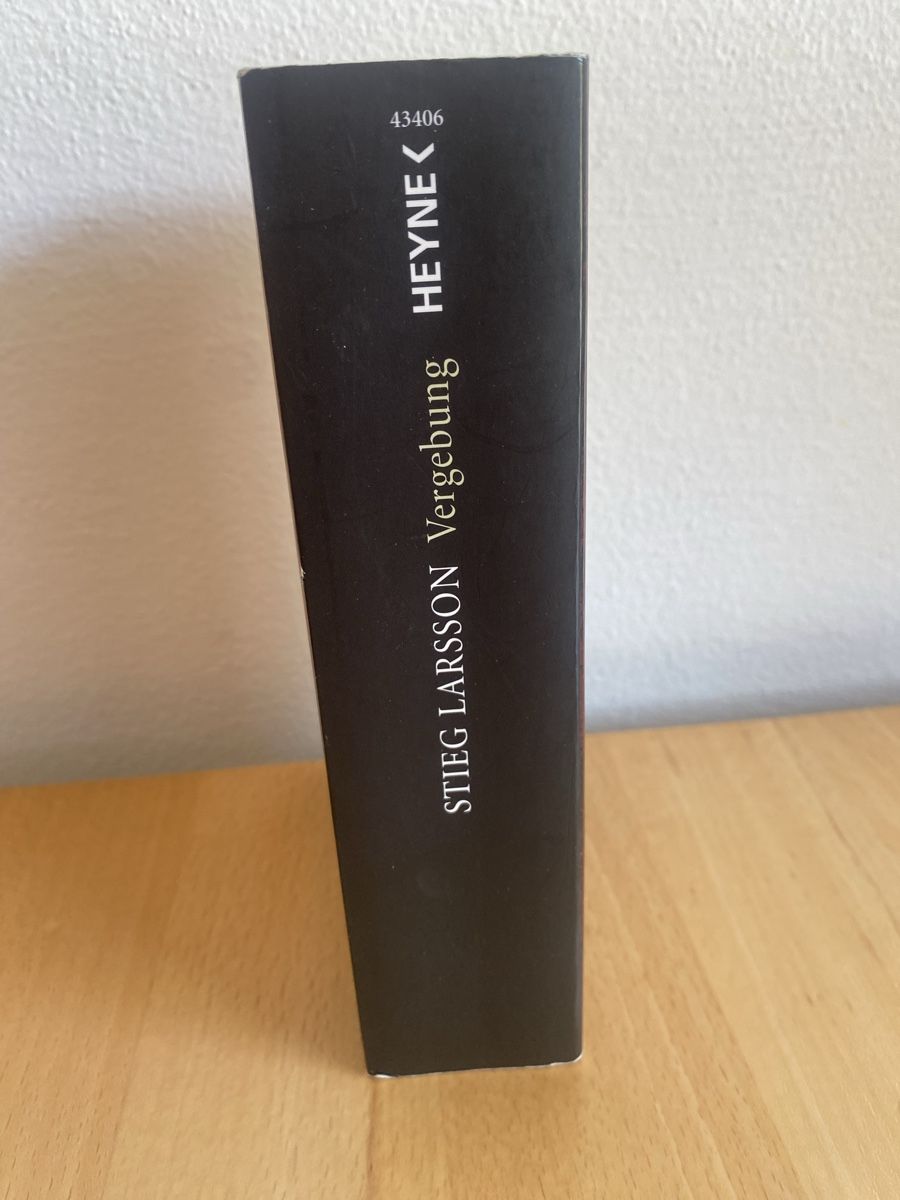 Bücher: Vergebung - Stieg Larsson – Gebraucht aus Schwarzenburg von Michellu 2