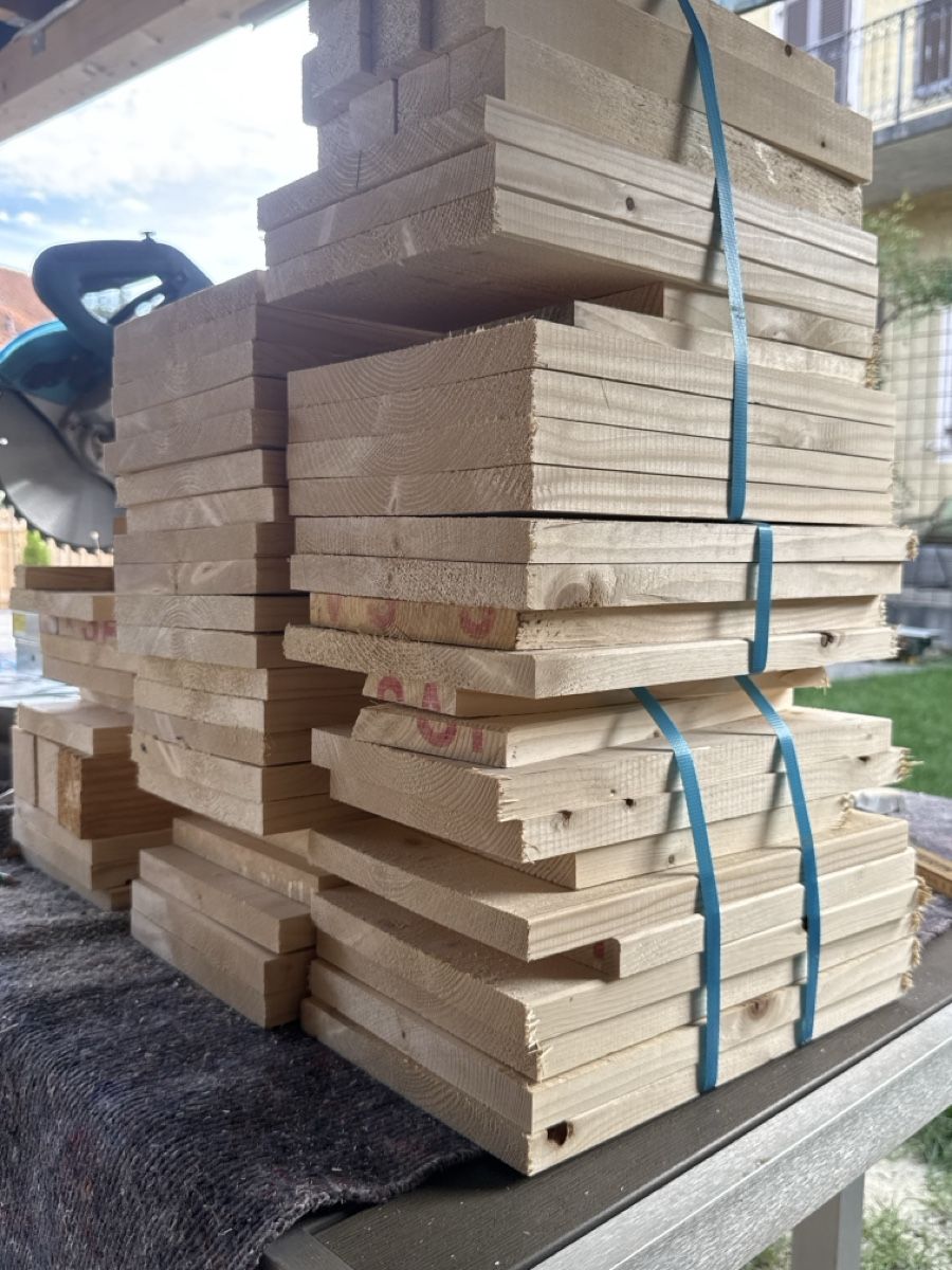 Articles en bois: Brennholz – D'occasion à Langnau i. E. par Acrjl 1