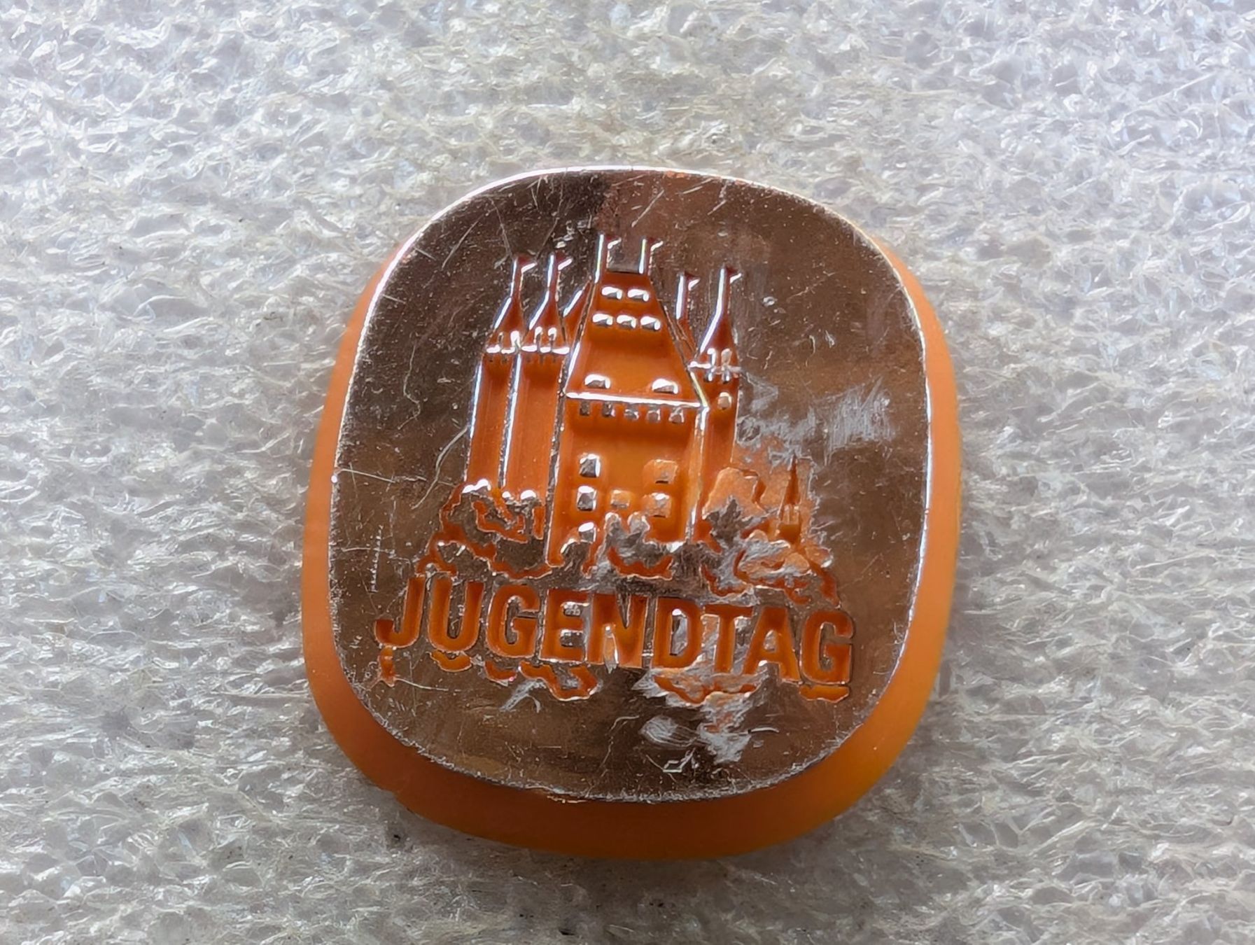 Plaquettes & Badges: Ansteckpin 188: – D'occasion à Oppligen par Pin-Fall-Shop