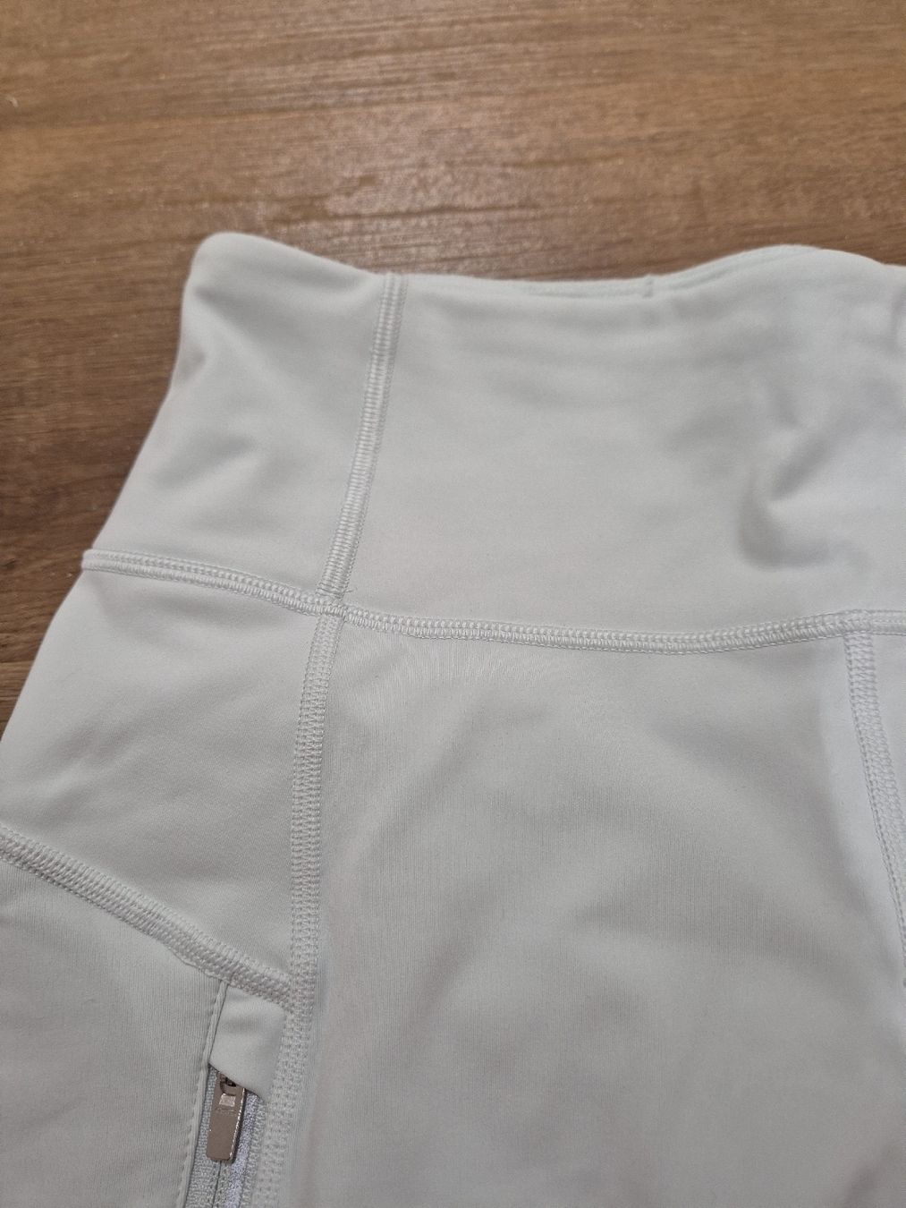 Leggings: Athleta Rainier Tight Leggings – Neu (gemäss Beschreibung) aus Niederhelfenschwil von usa001 4