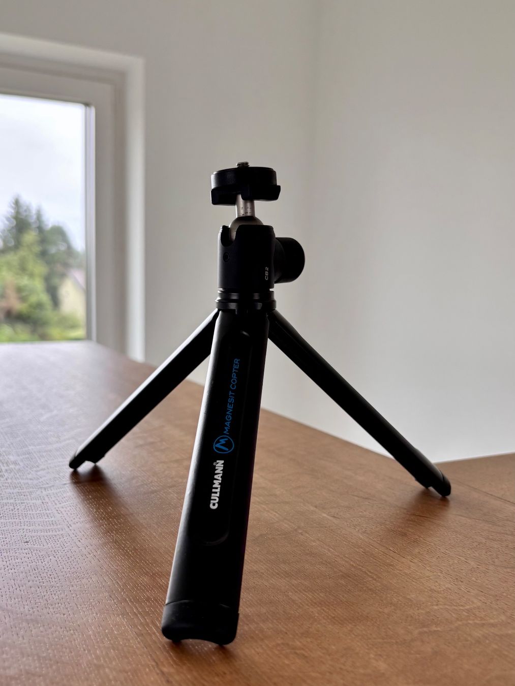 Treppiedi & Teste: Cullmann Magnesit Copter – Kompaktes Multistativ – Usato da Bottmingen venduto da ale_lls9