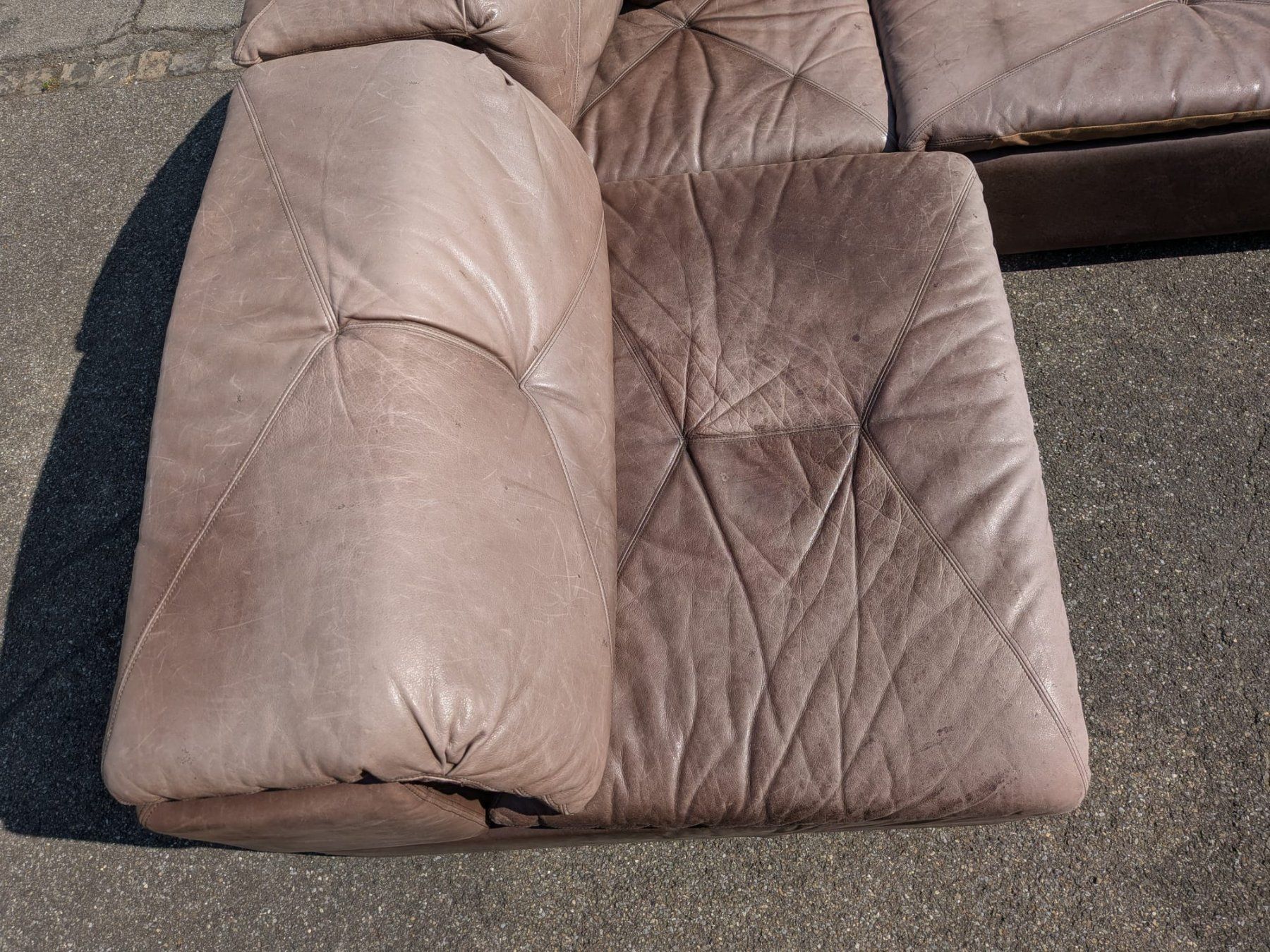 Sofas: Ledersofa 70er Jahre - Ecksofa mit Daybed - Ref. 06/43 – D'occasion à Au ZH par BrockiAu 4