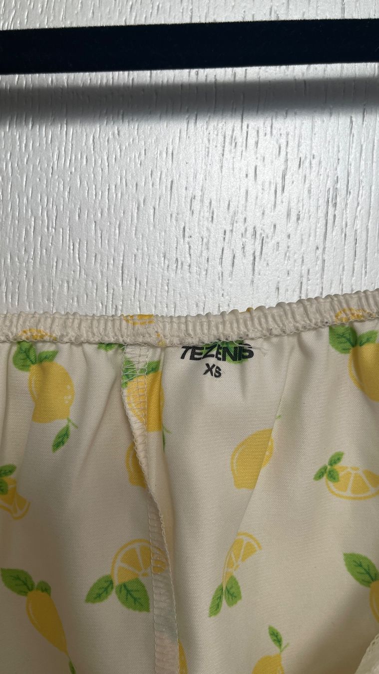 Tezenis Negligees & Pigiami: Kurzer Pyjama mit Zitronen – Nuovo (secondo la descrizione) da Luzern venduto da Mcleon 2