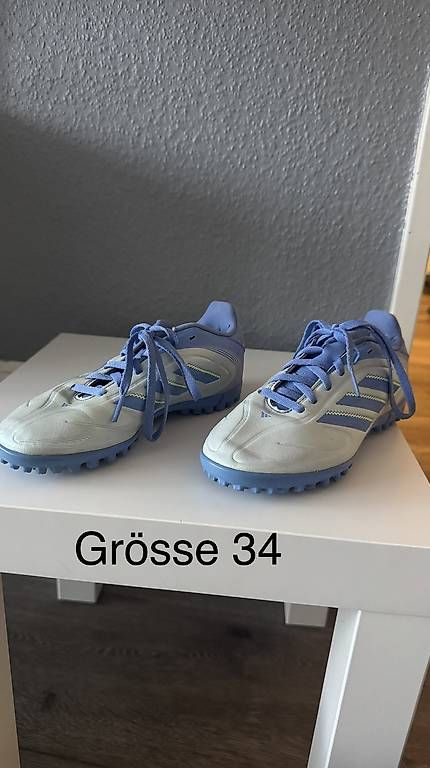 Scarpe da uomo: Tausendfüssler Fussball – Usato da Ebikon venduto da prenqajf