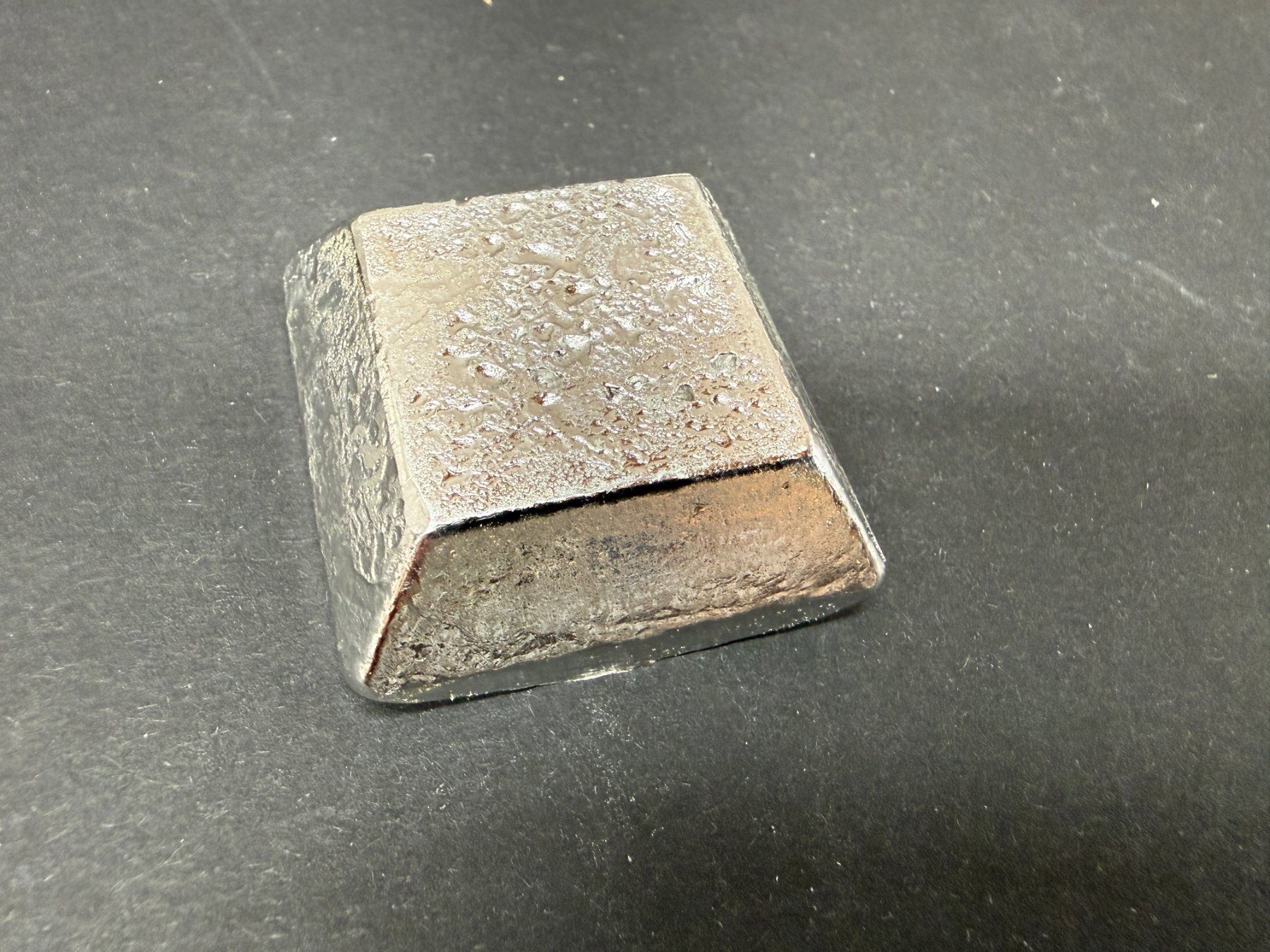 Metalli preziosi: Indium Barren, >99,99%. 113 g – Nuovo (secondo la descrizione) da Lützelflüh-Goldb venduto da Elementis 1