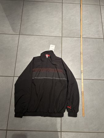 Puma Sportjacke Grösse 140 NEU
