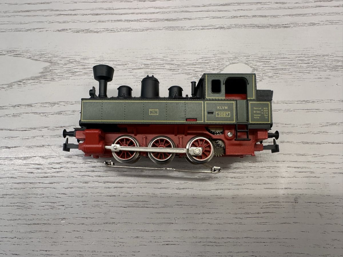 Märklin Modellini di ferrovie: Märklin 3086 K.L.V.M. – Usato da Lupsingen venduto da New-Haven 2
