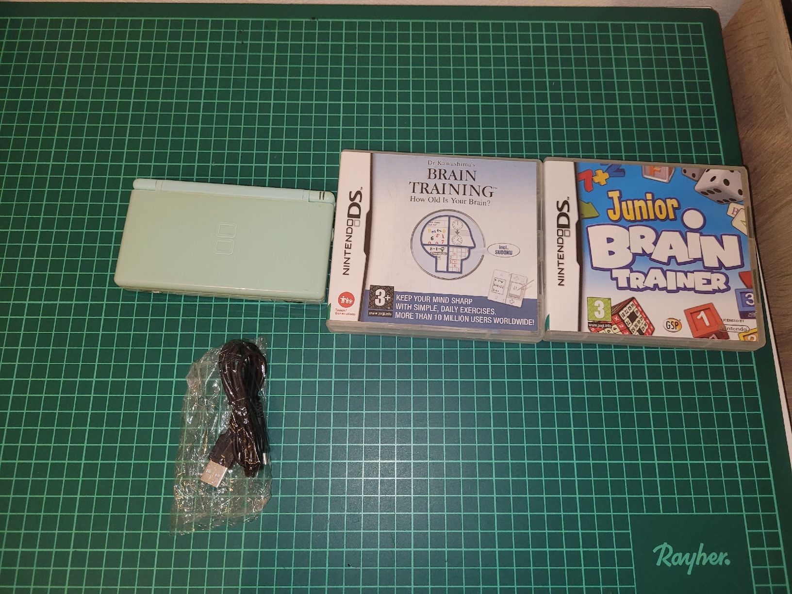 Nintendo Spiele: Nintendo DS Lite Brain Training Bundle - 2 Games Included! – Gebraucht aus Meyrin von Retro-GZ
