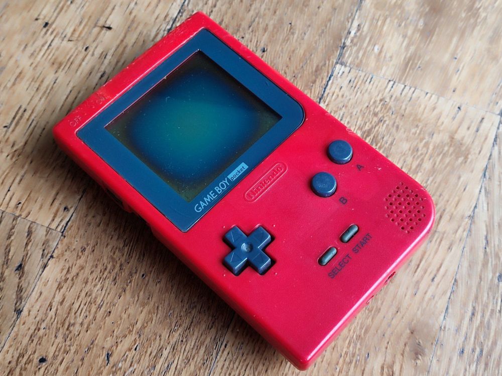 Nintendo Gameboy Pocket - Rot - DEFEKT ! ab 1.- (Defekt) in Lugano für ...
