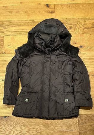 Top Daunenjacke Max Mara braun, Kapuze mit Fell, Gr. 38 / M