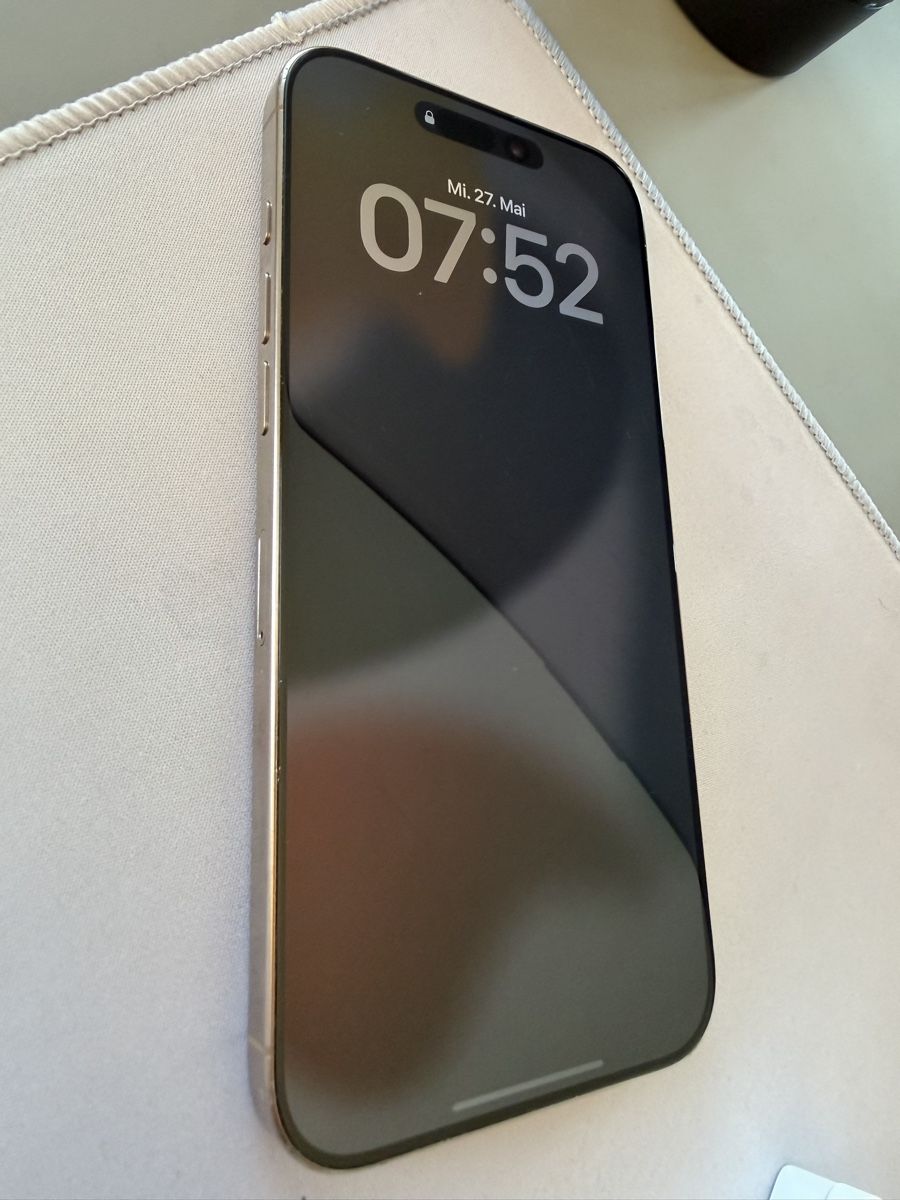 Apple Telefoni cellulari / Smartphones: iPhone 16 pro max 256GB – Usato da Wohlen AG venduto da tiperio