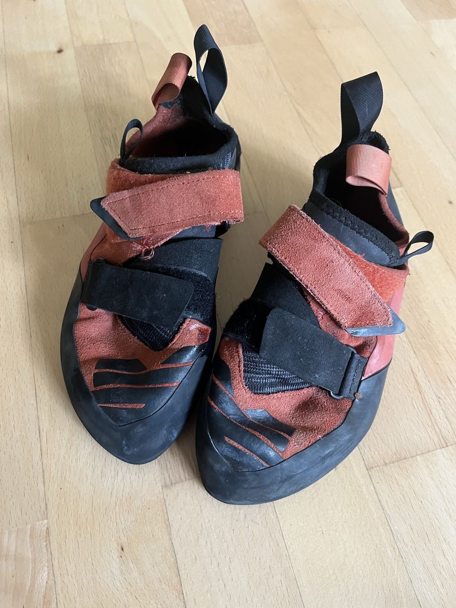 Herrenschuhe: BlackDiamond Kletterschuh super Zustand 40.5 – Gebraucht aus Elsau von Lunaria13