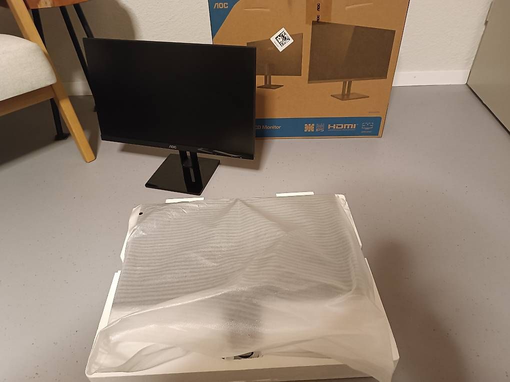 AOC Monitor: Monitor AOC 22v2q – Usato da Fislisbach venduto da vogelparadies 2