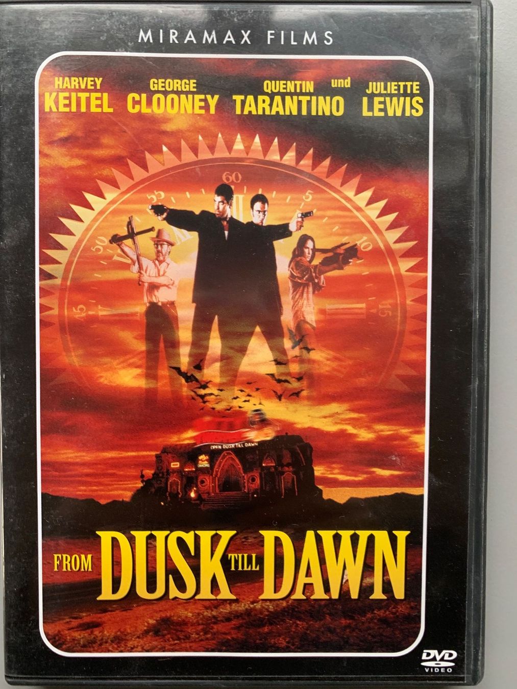 Tutti i DVDs: From Dusk till Dawn – Usato da Zürich venduto da PascaleC