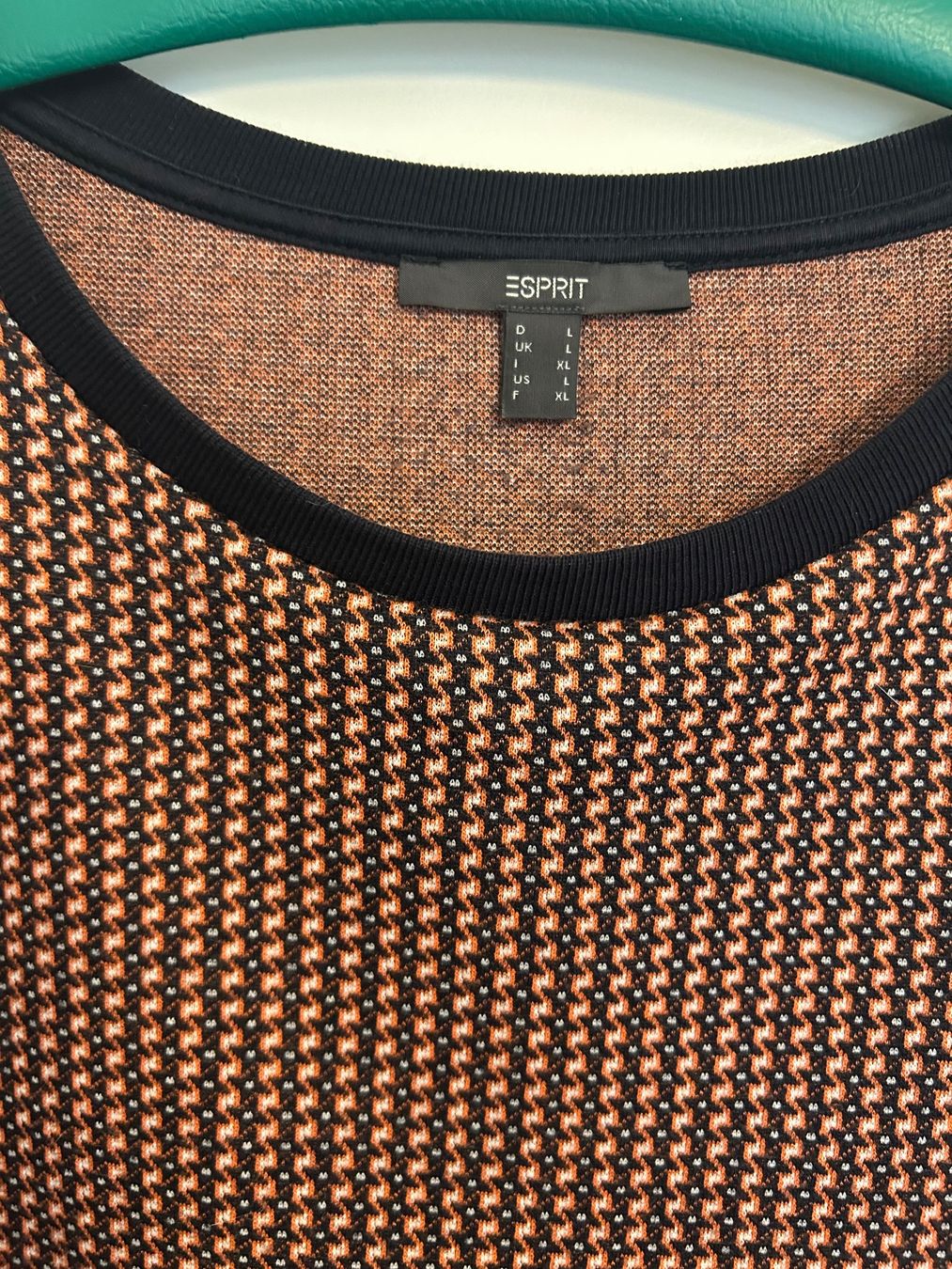 Esprit Maglioni & Felpe: ESPRIT Kurzarm-Pullover: Gr. L, mehrfarbig (rot) – Usato da Basel venduto da Interstellar85 1